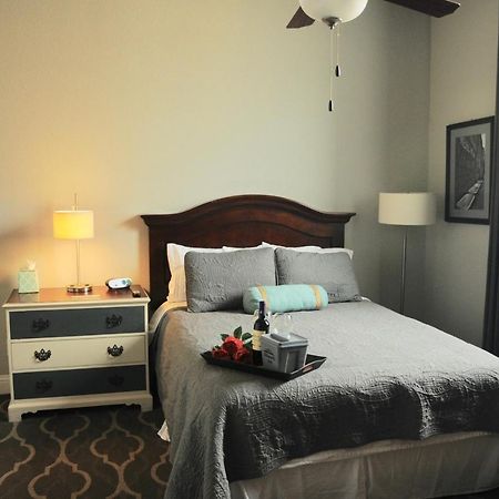 The Dilworth Inn Gonzales エクステリア 写真