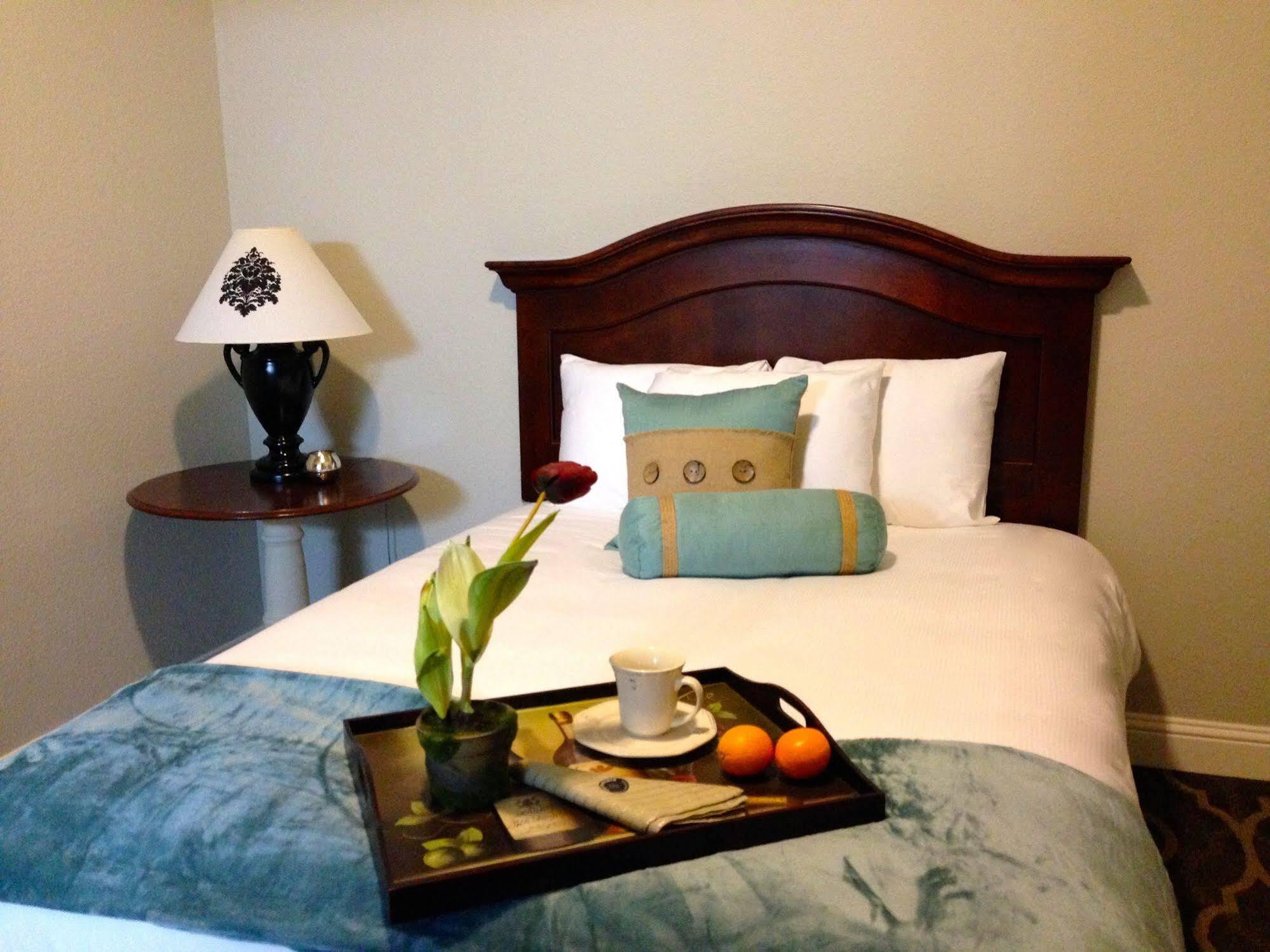 The Dilworth Inn Gonzales エクステリア 写真
