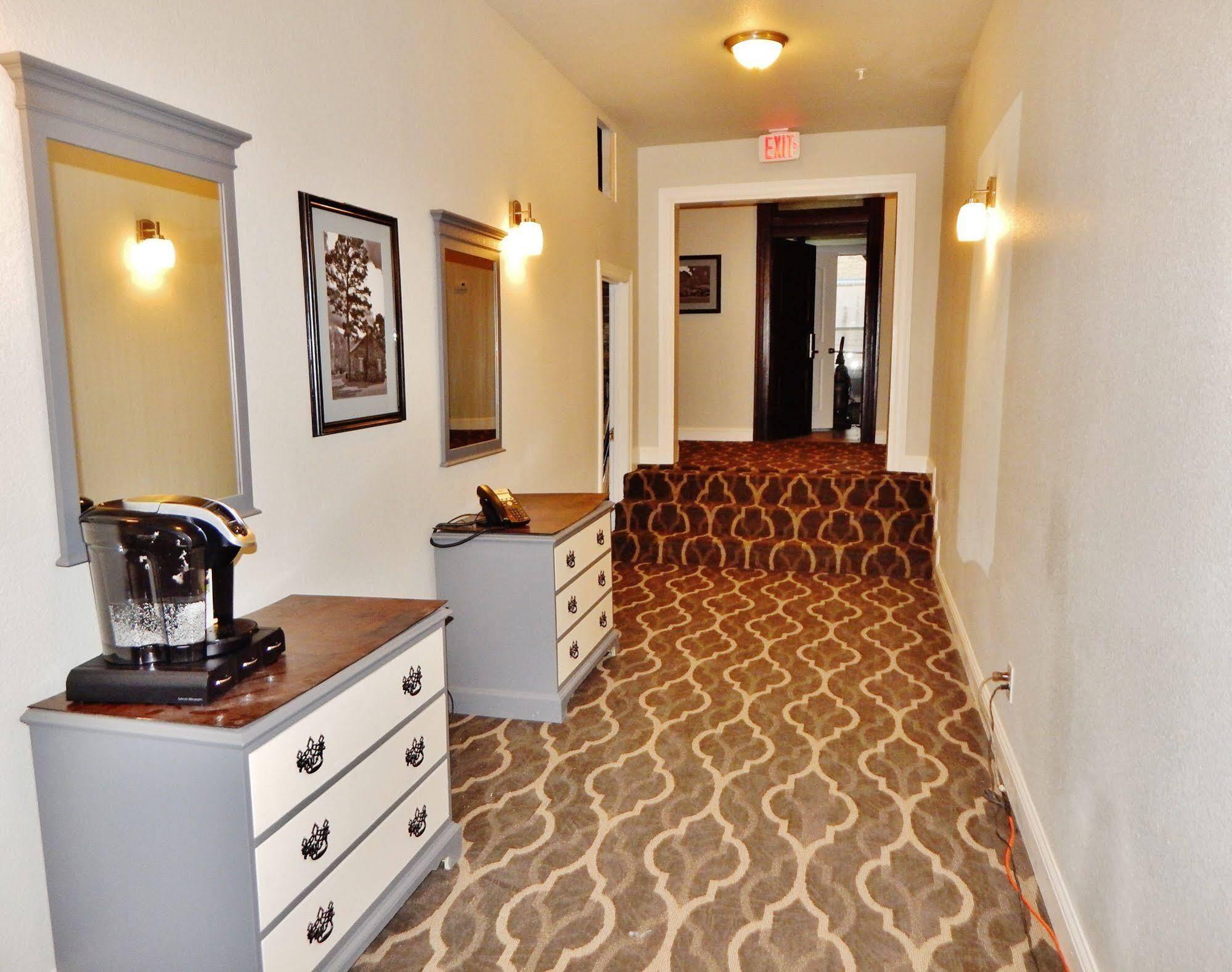 The Dilworth Inn Gonzales エクステリア 写真