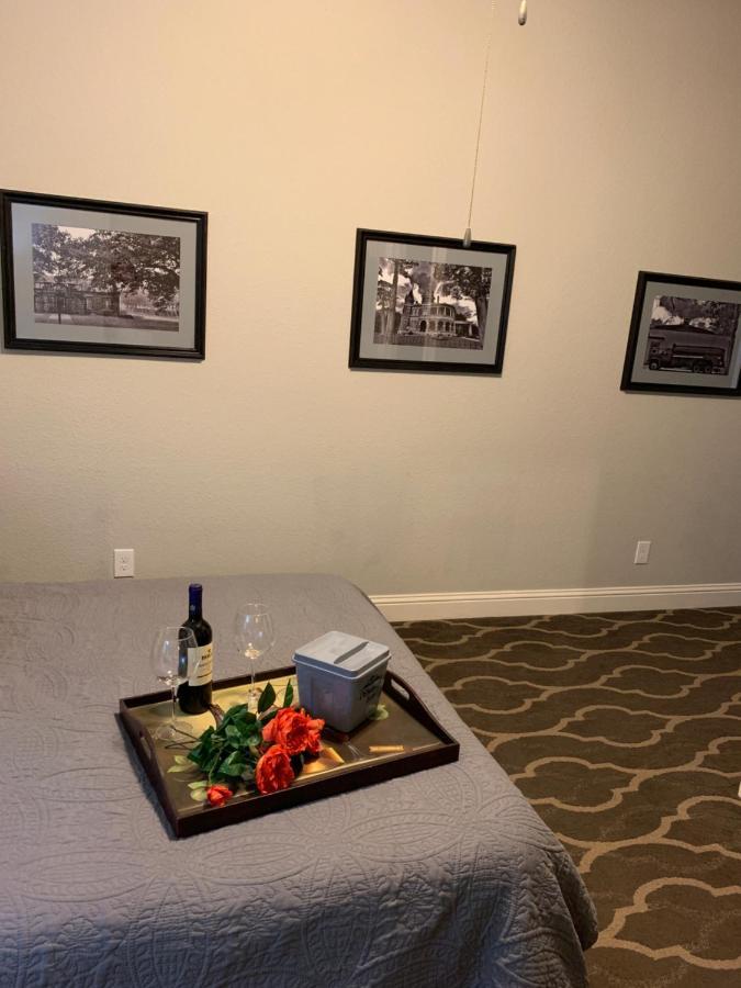 The Dilworth Inn Gonzales エクステリア 写真