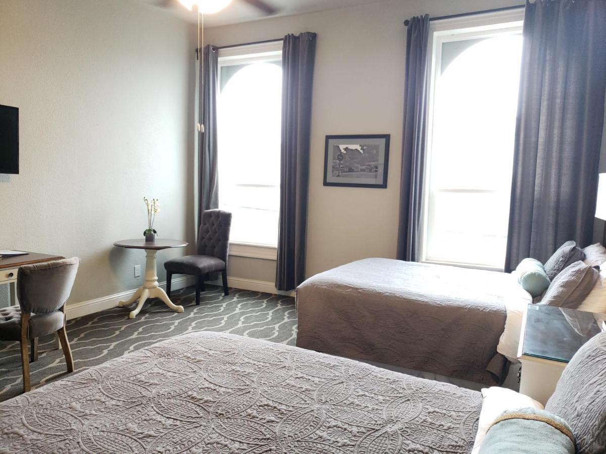 The Dilworth Inn Gonzales エクステリア 写真